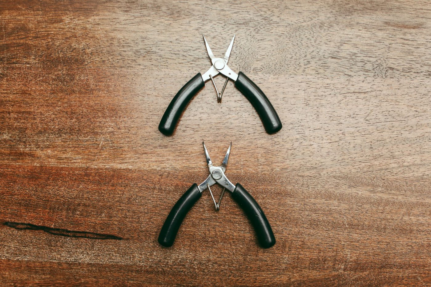 Pince à bec long 15 cm — inox